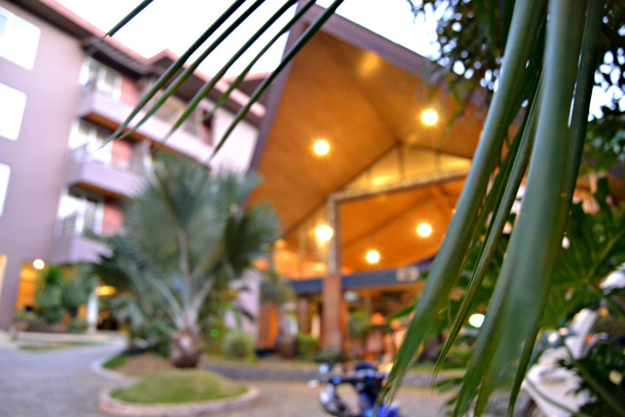 The Palms Of Boracay Hotel Balabag  Eksteriør billede